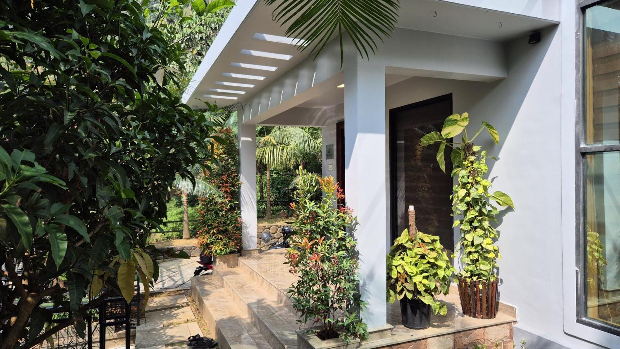 Orchid Villa Pinangode Ngoại thất bức ảnh