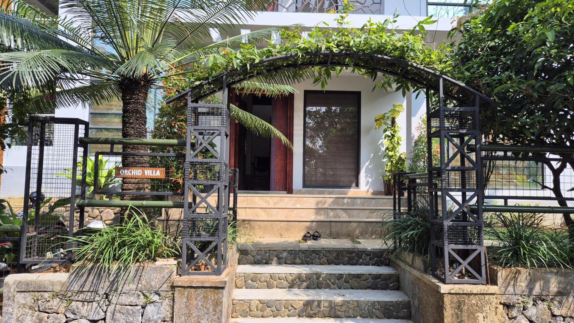Orchid Villa Pinangode Ngoại thất bức ảnh
