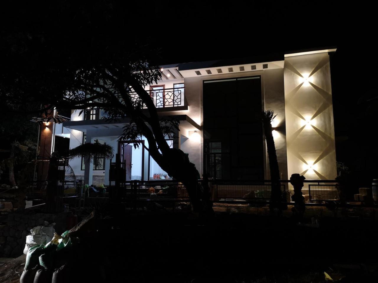 Orchid Villa Pinangode Ngoại thất bức ảnh