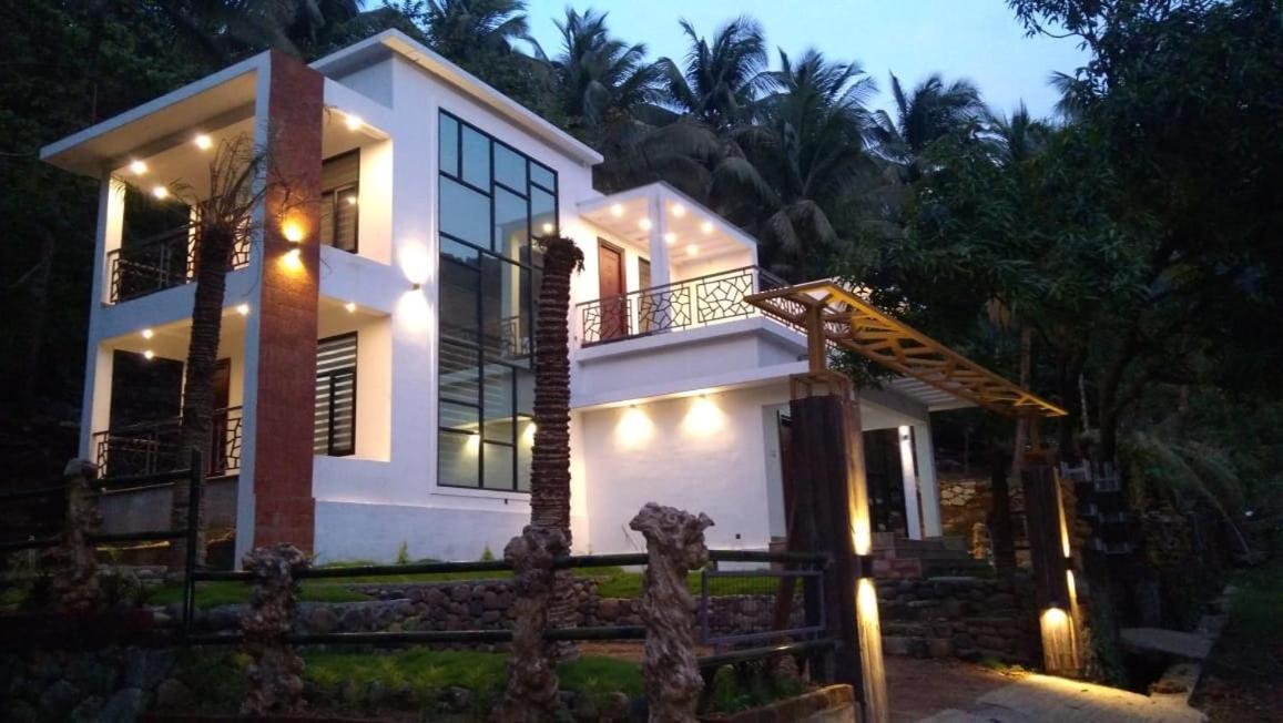 Orchid Villa Pinangode Ngoại thất bức ảnh