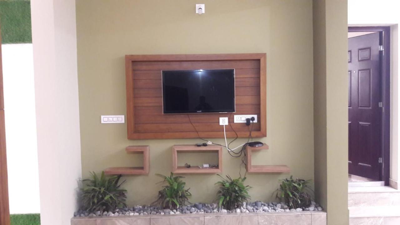 Orchid Villa Pinangode Ngoại thất bức ảnh