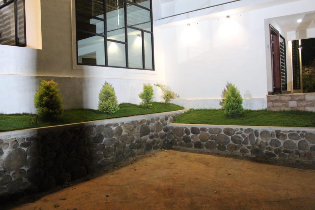 Orchid Villa Pinangode Ngoại thất bức ảnh