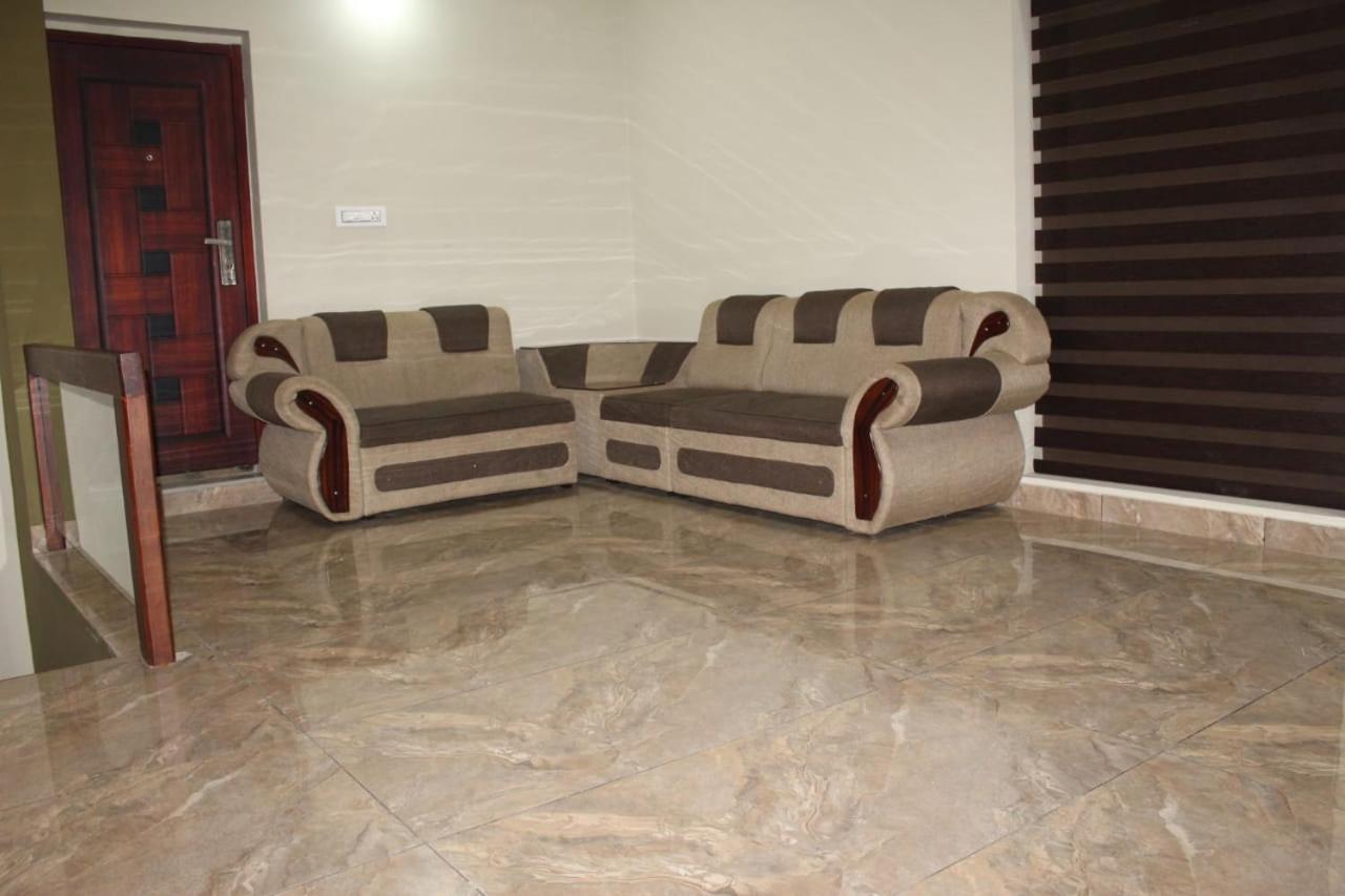 Orchid Villa Pinangode Ngoại thất bức ảnh